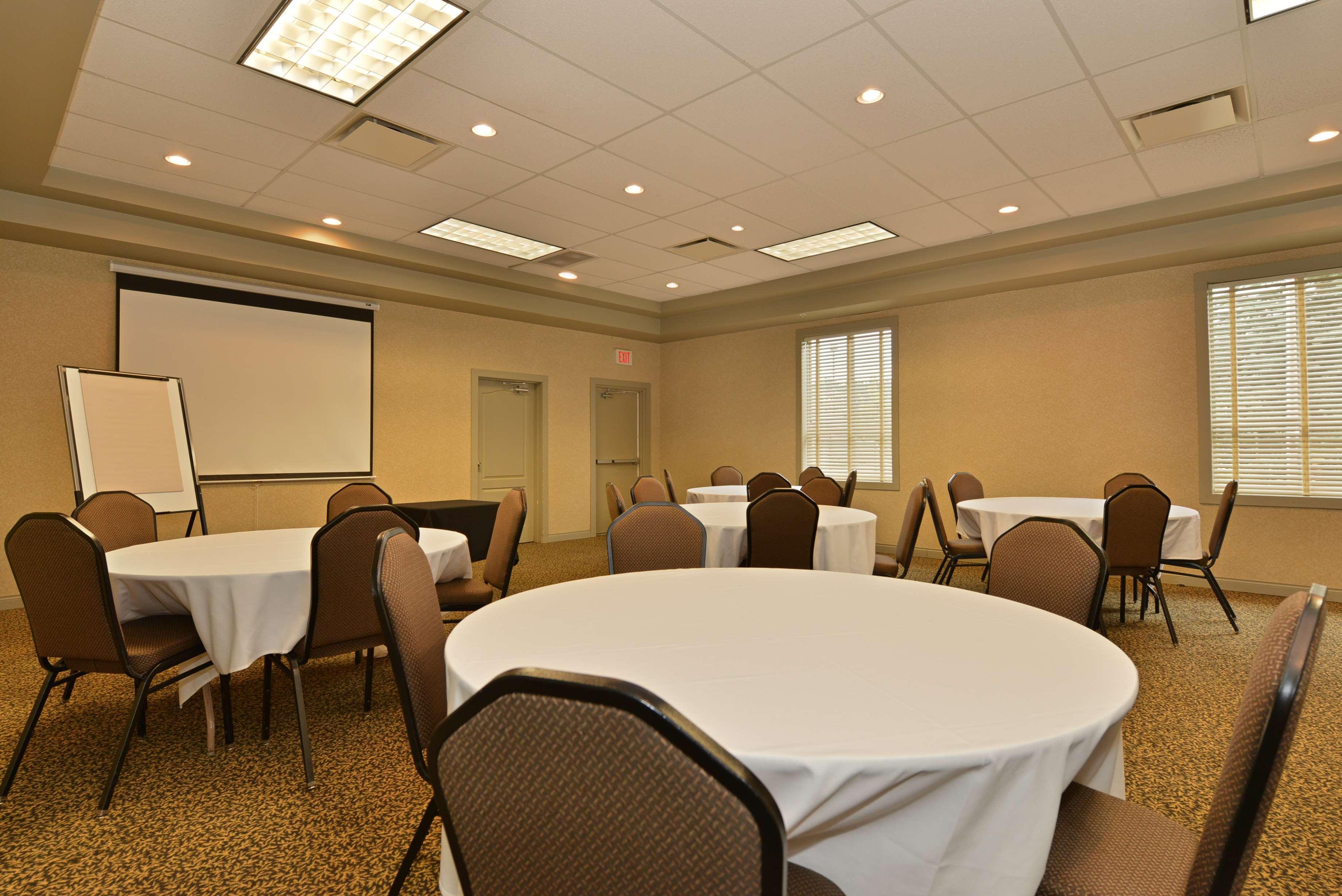 Prestige Harbourfront Resort, Worldhotels Luxury Salmon Arm Exteriér fotografie