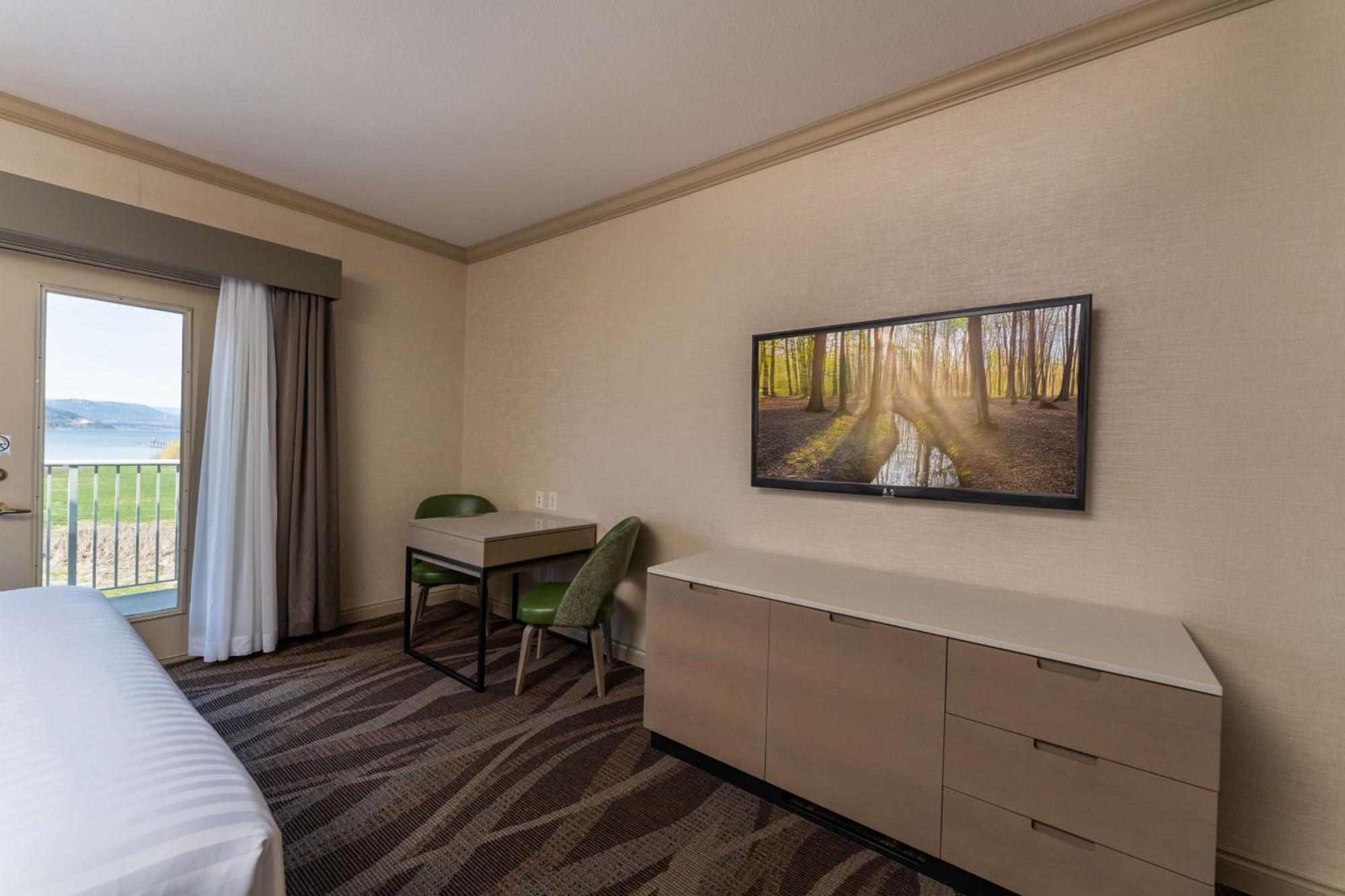 Prestige Harbourfront Resort, Worldhotels Luxury Salmon Arm Exteriér fotografie