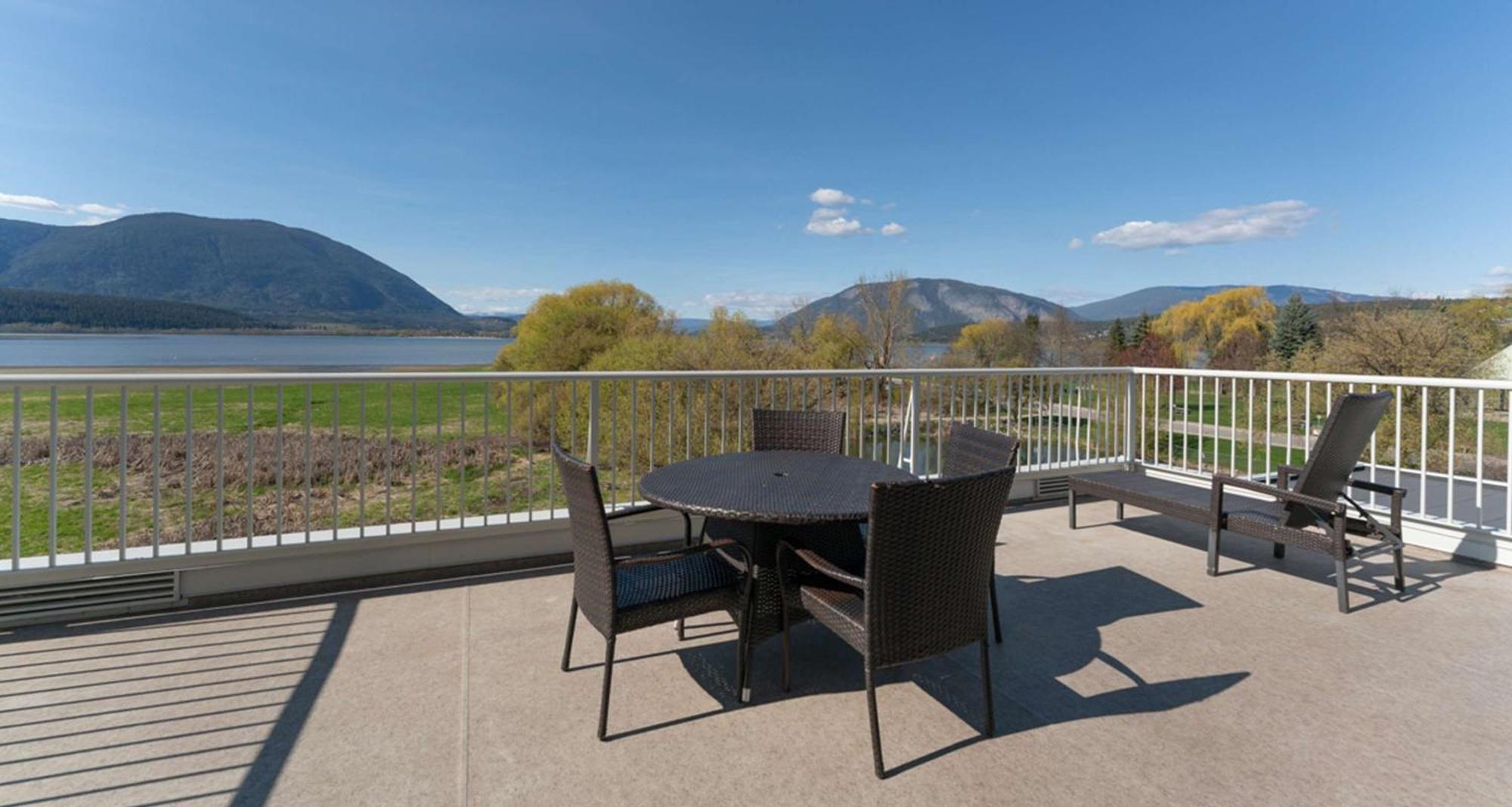 Prestige Harbourfront Resort, Worldhotels Luxury Salmon Arm Exteriér fotografie