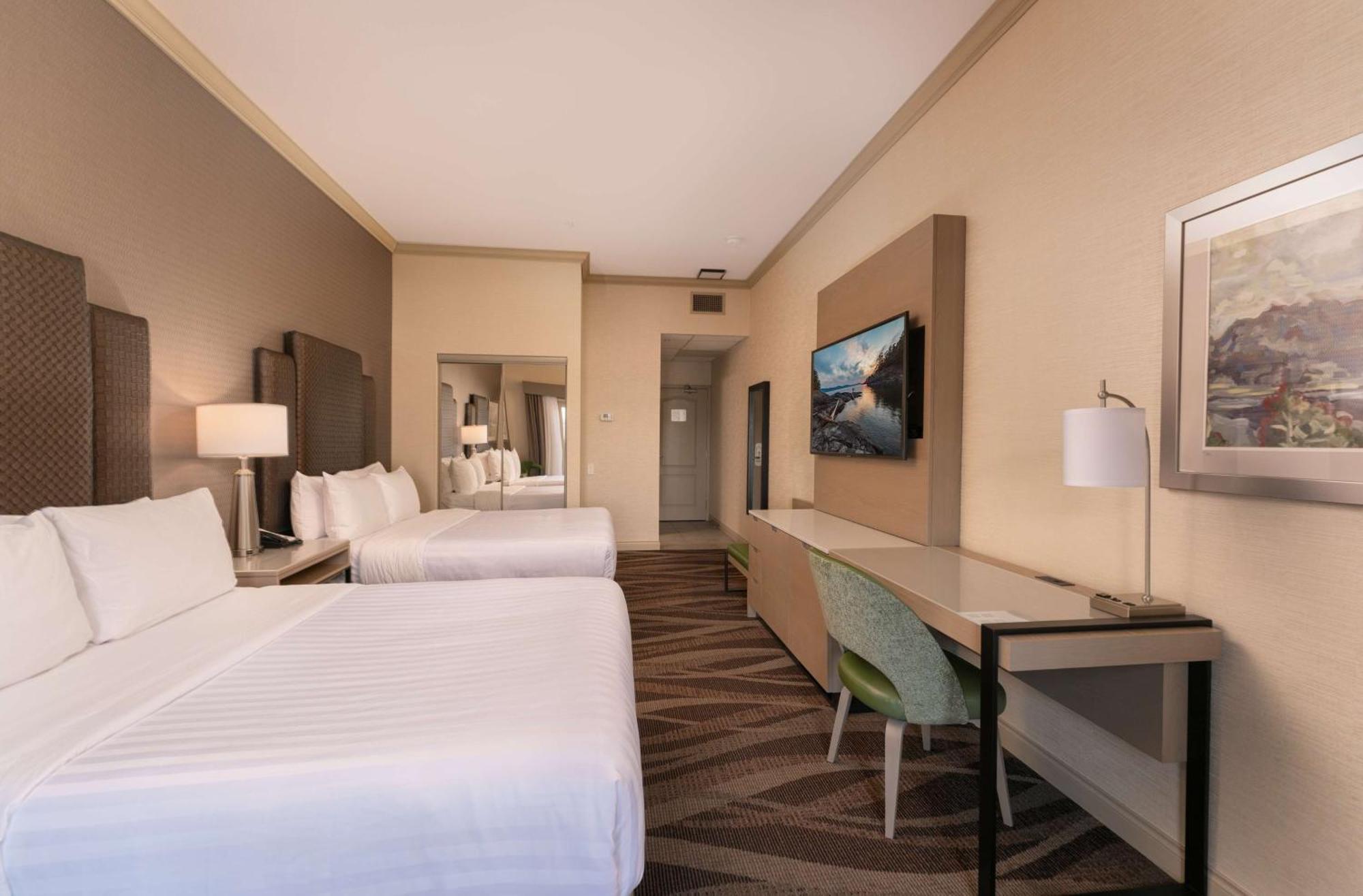 Prestige Harbourfront Resort, Worldhotels Luxury Salmon Arm Exteriér fotografie