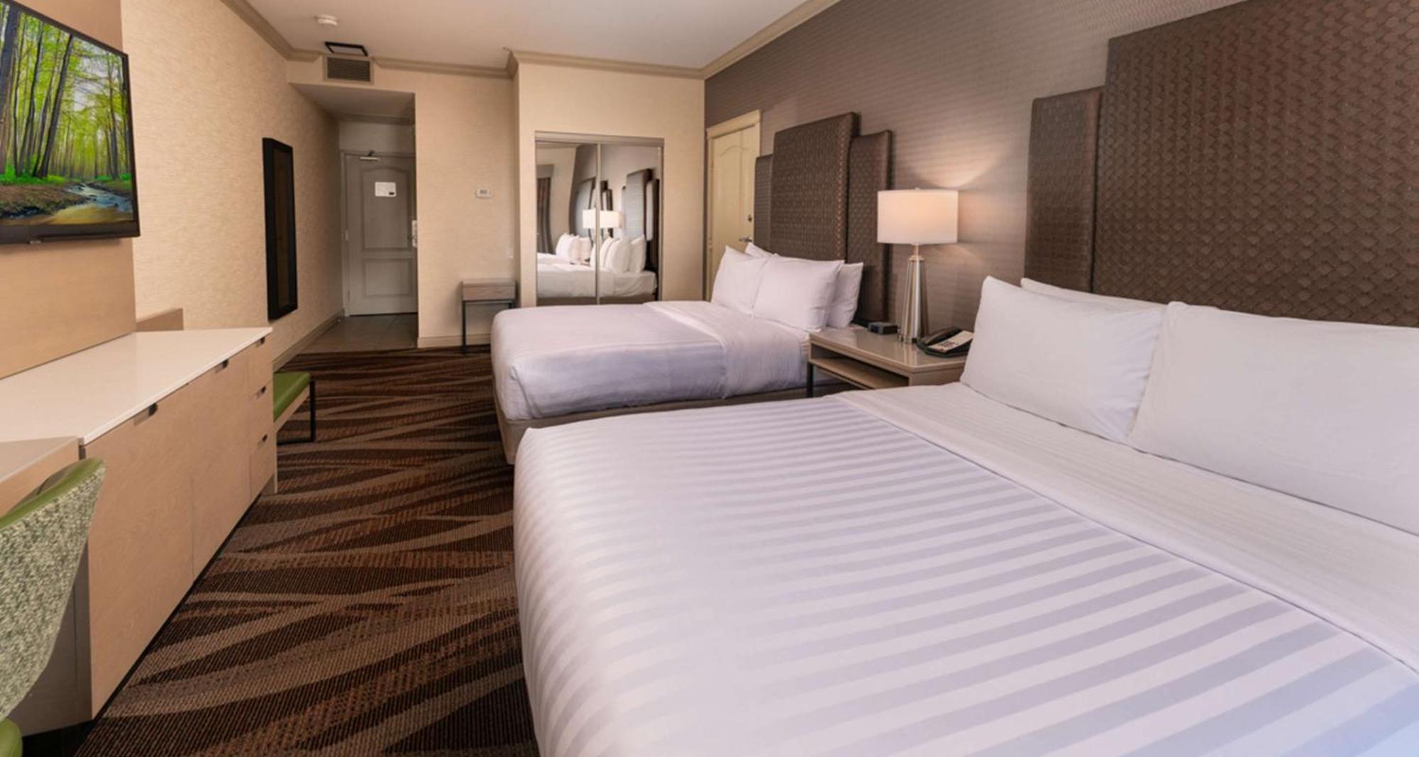 Prestige Harbourfront Resort, Worldhotels Luxury Salmon Arm Exteriér fotografie